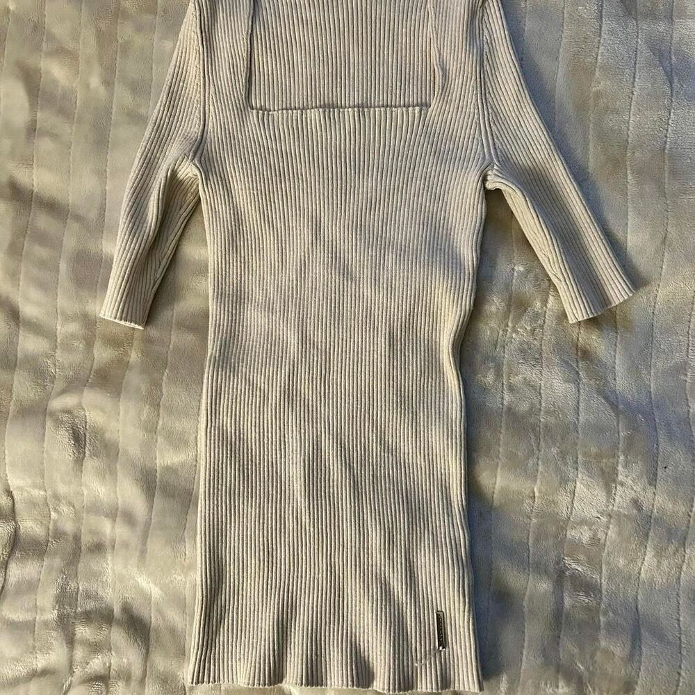 Beige Short-Sleeve Ribbed Top - Picture 2 of 4